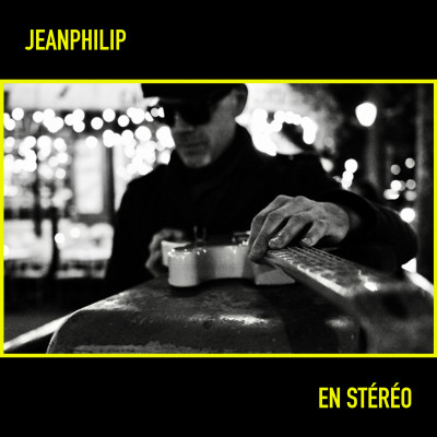 En stéréo